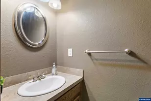 5935 Smoketree Dr SE, Salem, OR 97306 - Photo 13