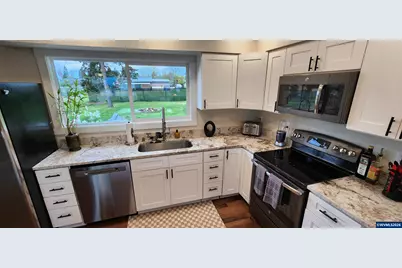 1256 Jays NE Dr, Keizer, OR 97303 - Photo 9