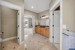 1750 SW Pinehurst Pl, Corvallis, OR 97333 - Photo 29