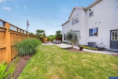 1750 SW Pinehurst Pl, Corvallis, OR 97333 - Photo 41