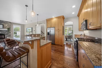 1750 SW Pinehurst Pl, Corvallis, OR 97333 - Photo 15