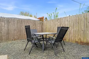 711 Fulton St SE, Albany, OR 97322 - Photo 23