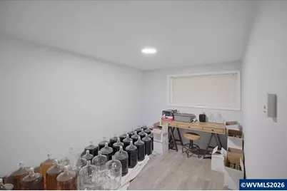 25357 High Pass Rd, Junction City, OR 97448 - Photo 29