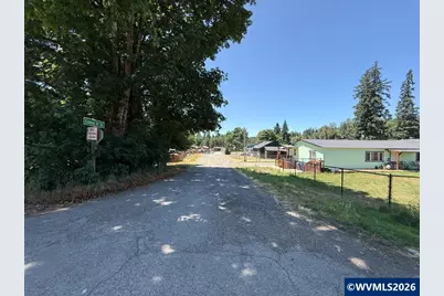 21958 Emma St, Mehama, OR 97358 - Photo 13
