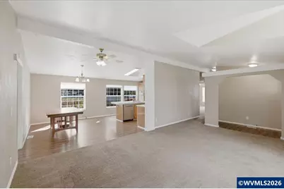 905 Mountain View Rd, Sweet Home, OR 97386 - Photo 13