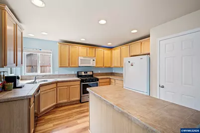 365 Casting St SE, Albany, OR 97322 - Photo 13