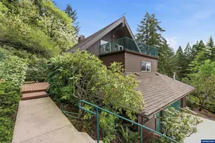 3696 Spring St S, Salem, OR 97302 - Photo 3