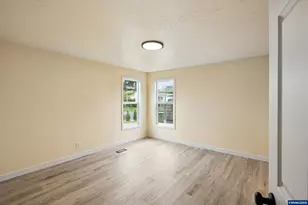 2768 Oakland Lp SE, Salem, OR 97317 - Photo 17