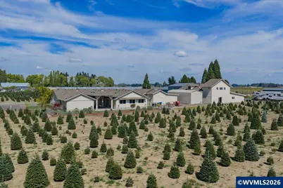 4716 Poinsettia St NE, Salem, OR 97305 - Photo 39