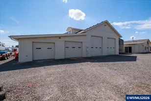 4716 Poinsettia St NE, Salem, OR 97305 - Photo 47