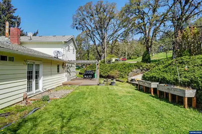 33724 Viewcrest Dr NE, Albany, OR 97322 - Photo 31