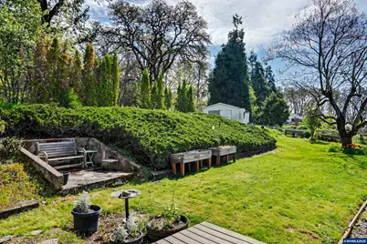 33724 Viewcrest Dr NE, Albany, OR 97322 - Photo 27