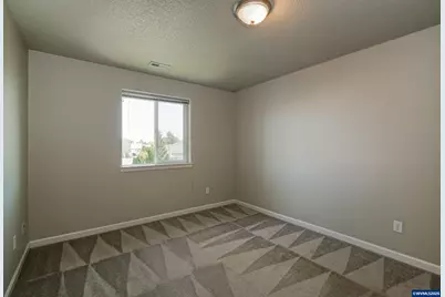 1478 SE Gifford St, Salem, OR 97317 - Photo 17