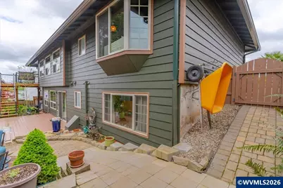 5240 Chapman St S, Salem, OR 97306 - Photo 39