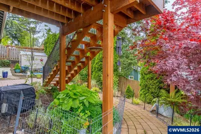 5240 Chapman St S, Salem, OR 97306 - Photo 35