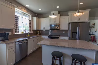 2628 NE Sonora Dr, Albany, OR 97321 - Photo 11