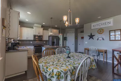 2628 NE Sonora Dr, Albany, OR 97321 - Photo 13