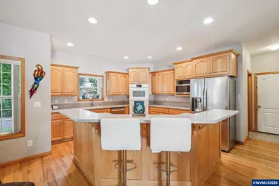 724 Lost Ln N, Keizer, OR 97303 - Photo 9