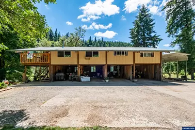 42038 Clark Smith Dr, Lebanon, OR 97355 - Photo 5