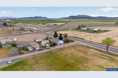 817 2nd Av, Culver, OR 97734 - Photo 33