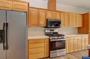 1615 Sisters Ct NW, Salem, OR 97304 - Photo 7