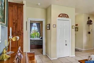 860 N 2nd St, Silverton, OR 97381 - Photo 17