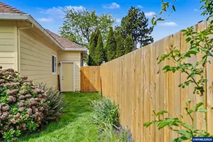 860 N 2nd St, Silverton, OR 97381 - Photo 43
