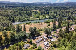 42705 N River Dr, Sweet Home, OR 97386 - Photo 31
