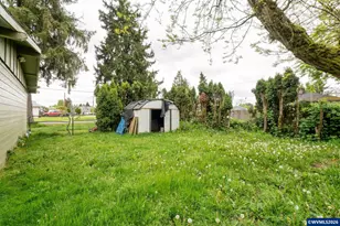 465 36th Ave NE, Salem, OR 97305 - Photo 21