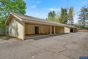 2465 Crestview Dr S, Salem, OR 97302 - Photo 37