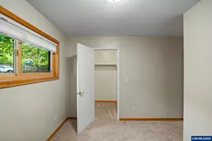 2465 Crestview Dr S, Salem, OR 97302 - Photo 19