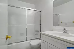 2465 Crestview Dr S, Salem, OR 97302 - Photo 21