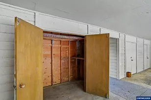 2465 Crestview Dr S, Salem, OR 97302 - Photo 29