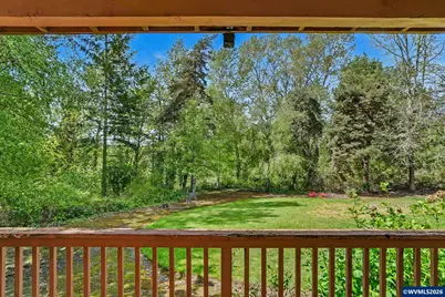 2465 Crestview Dr S, Salem, OR 97302 - Photo 31