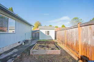 771 Woodland Acres Ln, Eugene, OR 97402 - Photo 29