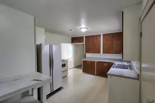 164 SE Hankel St, Dallas, OR 97338 - Photo 9
