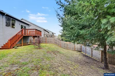 415 NW 6th St, Willamina, OR 97396 - Photo 33