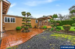 23501 NE Sunnycrest Rd, Newberg, OR 97132 - Photo 5