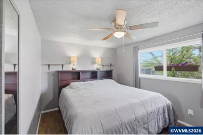 244 Honeysuckle St, Lebanon, OR 97355 - Photo 19