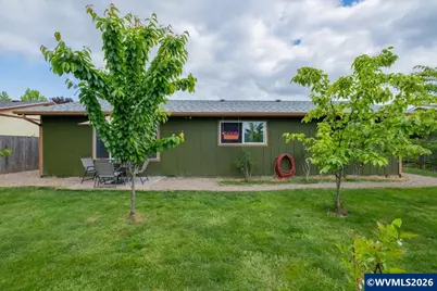 244 Honeysuckle St, Lebanon, OR 97355 - Photo 31