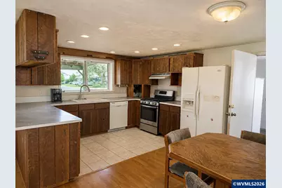 5951 A St, Turner, OR 97392 - Photo 3