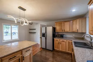 317 Vincent St, Philomath, OR 97370 - Photo 15