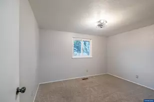 317 Vincent St, Philomath, OR 97370 - Photo 37