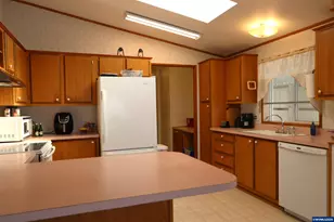2752 Oakland Lp SE, Salem, OR 97317 - Photo 7