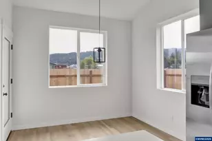 1027 42nd Ave, Sweet Home, OR 97386 - Photo 29