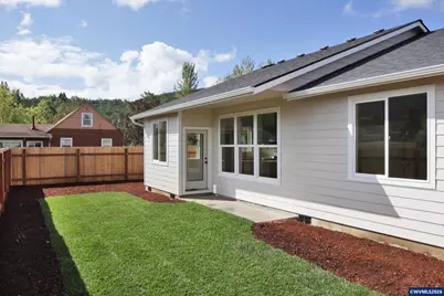 1027 42nd Av, Sweet Home, OR 97386 - Photo 7