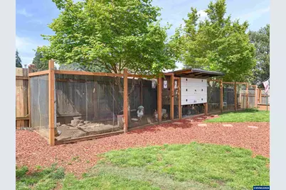 5021 Daniel St S, Salem, OR 97306 - Photo 17