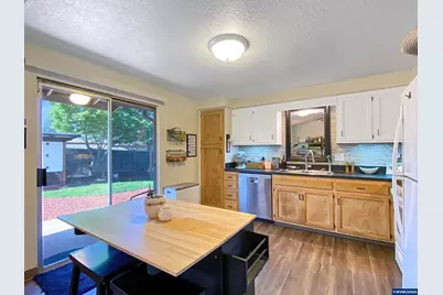 5021 Daniel St S, Salem, OR 97306 - Photo 31