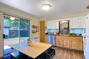 5021 Daniel St S, Salem, OR 97306 - Photo 31