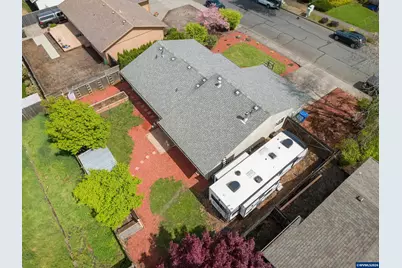5021 Daniel St S, Salem, OR 97306 - Photo 11